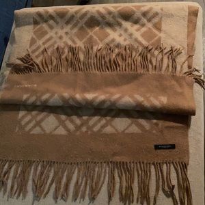 Burberry scarf